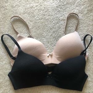 Victoria Secret T-shirt Bra set of 2